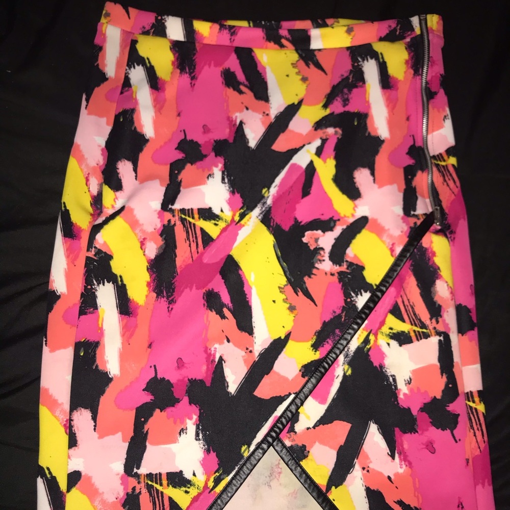 Juniors cross front printed skirt